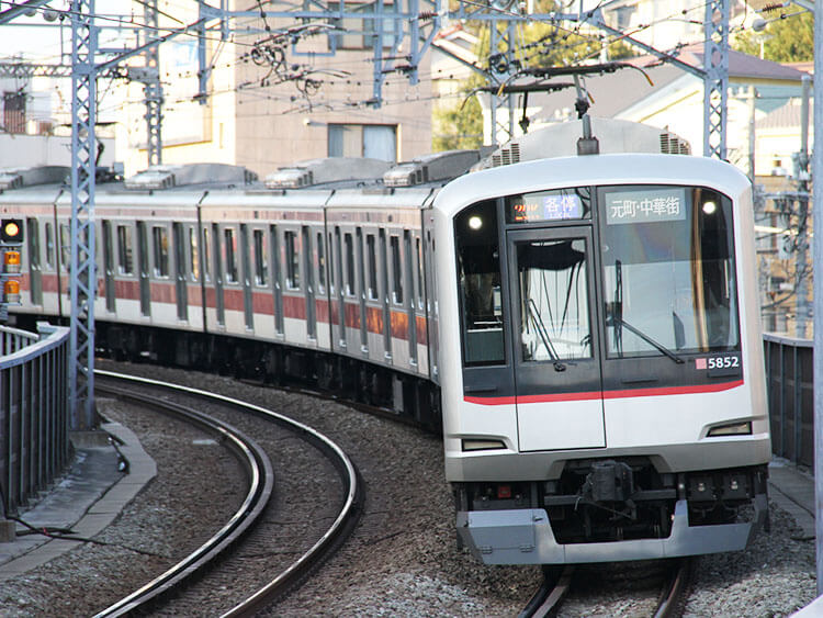 歩いて楽しむミステリー